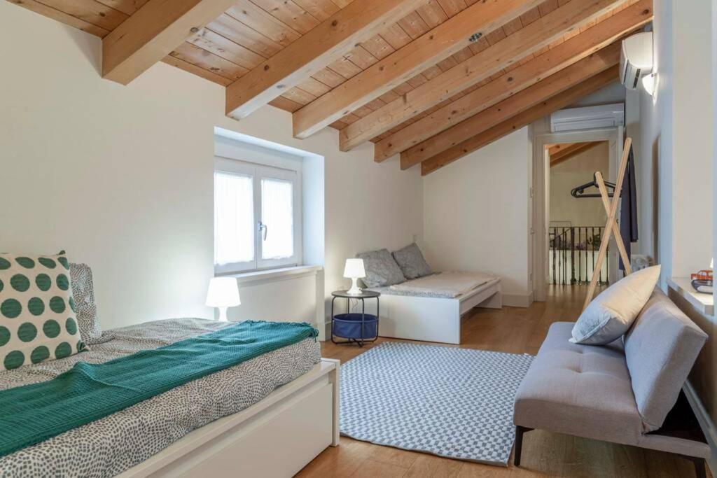 Palazzo Tergesteo Tirabora Suite Apartments Τεργέστη Εξωτερικό φωτογραφία