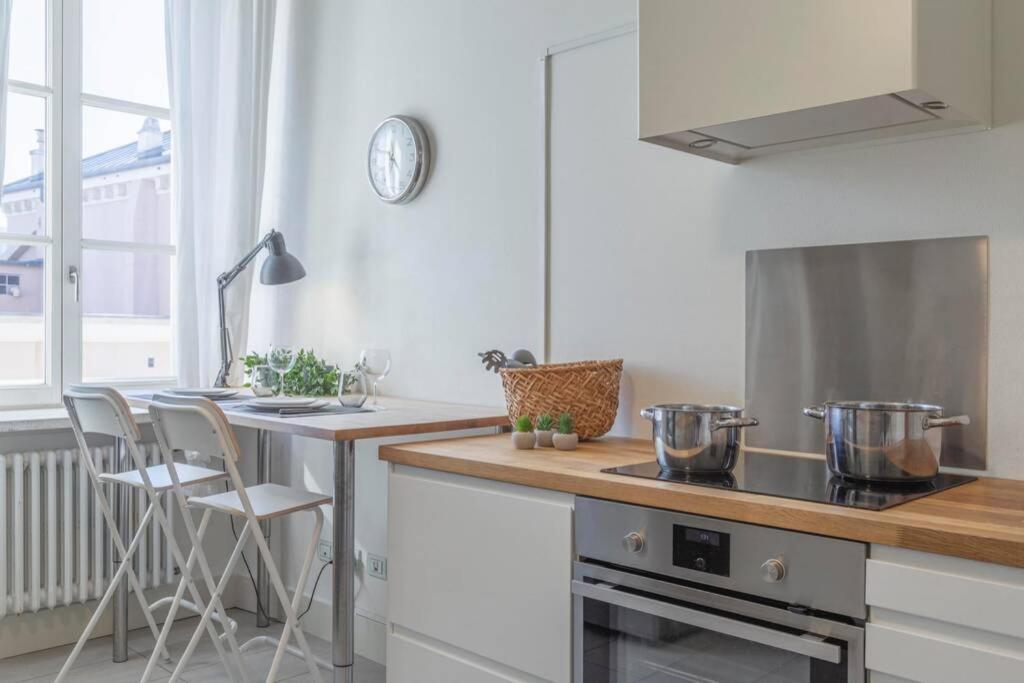 Palazzo Tergesteo Tirabora Suite Apartments Τεργέστη Εξωτερικό φωτογραφία